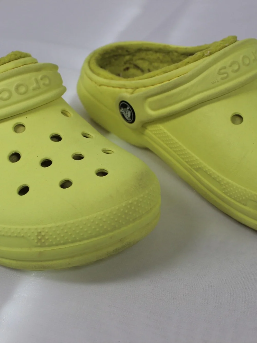 Crocs Yellow Lined Clogs Kids Size J3